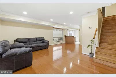 10161 Fair Woods Drive, Fairfax, VA 22030 - Photo 4