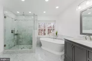 4318 Chancery Park Dr, Fairfax, VA 22030 - Photo 12