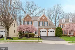 4318 Chancery Park Dr, Fairfax, VA 22030 - Photo 16