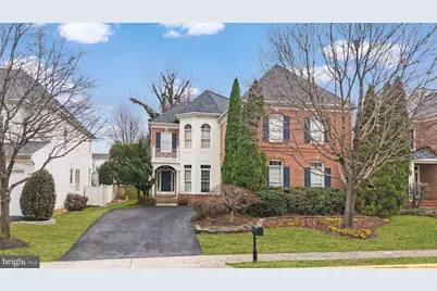 10089 McCarty Crest Court, Fairfax, VA 22030 - Photo 2