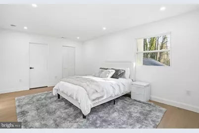 10704 Howerton Avenue, Fairfax, VA 22030 - Photo 24