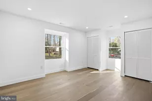 10704 Howerton Ave, Fairfax, VA 22030 - Photo 34