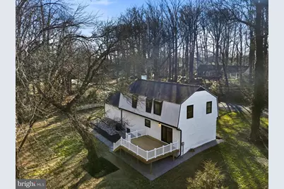 10704 Howerton Avenue, Fairfax, VA 22030 - Photo 2