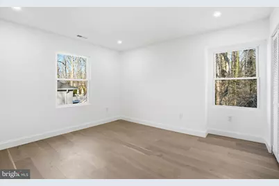 10704 Howerton Avenue, Fairfax, VA 22030 - Photo 38