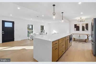 10704 Howerton Avenue, Fairfax, VA 22030 - Photo 10