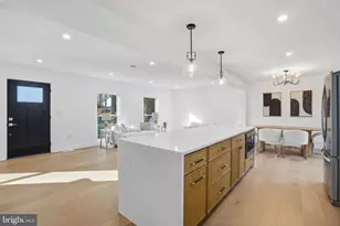 10704 Howerton Ave, Fairfax, VA 22030 - Photo 10