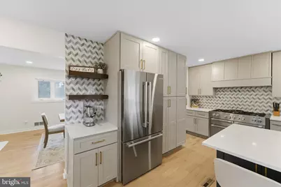 3804 Richardson Place, Fairfax, VA 22030 - Photo 10