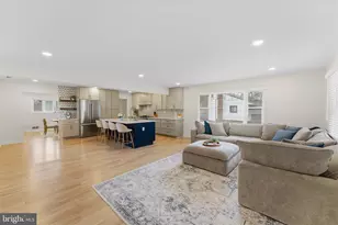 3804 Richardson Pl, Fairfax, VA 22030 - Photo 14