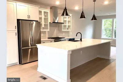 10590 Red Oak Street, Fairfax, VA 22030 - Photo 6