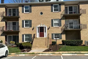 3945 Lyndhurst Dr, Fairfax, VA 22030 - Photo 1