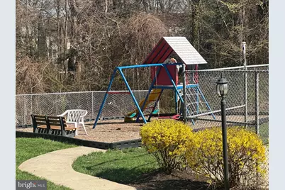 3945 Lyndhurst Drive #303, Fairfax, VA 22030 - Photo 10