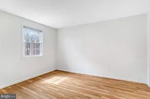 9752 Cardinal Rd, Fairfax, VA 22030 - Photo 26