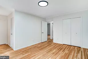 9752 Cardinal Rd, Fairfax, VA 22030 - Photo 16