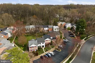 3262 Cambridge Ct, Fairfax, VA 22030 - Photo 2