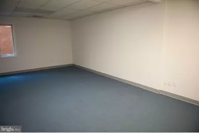 3607 Chain Bridge Road #E, Fairfax, VA 22030 - Photo 6