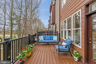 3548 Sutton Hts Cir, Fairfax, VA 22031 - Photo 12