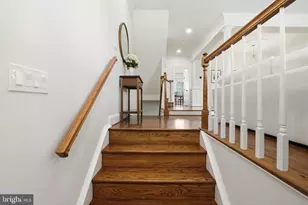 10424 Breckinridge Ln, Fairfax, VA 22030 - Photo 12