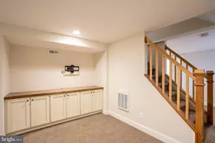 3817 Ren Rd, Fairfax, VA 22030 - Photo 32