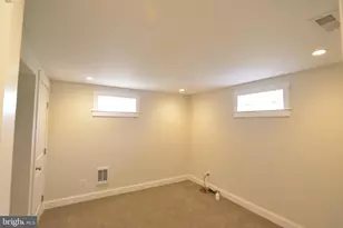 3817 Ren Rd, Fairfax, VA 22030 - Photo 14