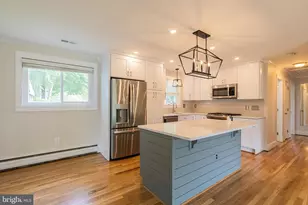 3817 Ren Rd, Fairfax, VA 22030 - Photo 10