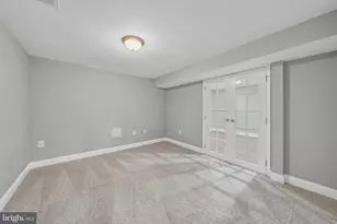 10817 Scott Dr, Fairfax, VA 22030 - Photo 38