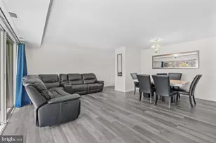 10025 Fair Woods Dr, Fairfax, VA 22030 - Photo 4