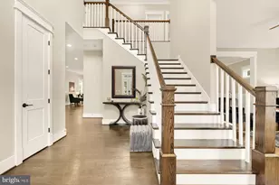 10602 Oak Pl, Fairfax, VA 22030 - Photo 4