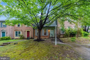 3944 Wilcoxson Dr, Fairfax, VA 22031 - Photo 2