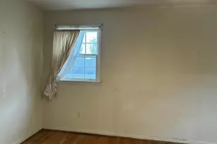 3501 Queen Anne Dr, Fairfax, VA 22030 - Photo 14