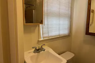 3501 Queen Anne Dr, Fairfax, VA 22030 - Photo 32