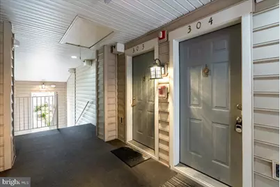 10337 Sager Avenue #304, Fairfax, VA 22030 - Photo 10