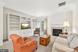 4111 Oxford Ln, Fairfax, VA 22030 - Photo 8