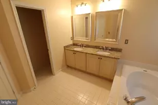 10502 James Wren Way, Fairfax, VA 22030 - Photo 22