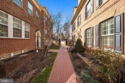 3908 Madison Mews, Fairfax, VA 22030 - Photo 6