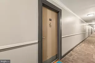 10570 Main St, Fairfax, VA 22030 - Photo 26