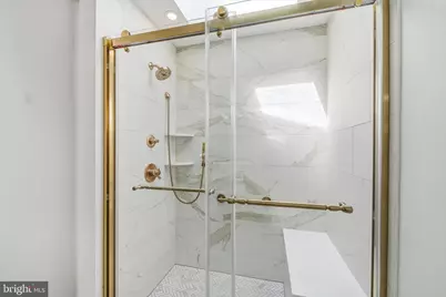 10122 Farmington Drive, Fairfax, VA 22030 - Photo 20