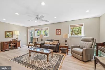 10122 Farmington Drive, Fairfax, VA 22030 - Photo 28