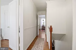 10827 Crest St, Fairfax, VA 22030 - Photo 16