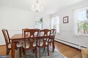 10827 Crest St, Fairfax, VA 22030 - Photo 6