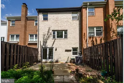 10413 Courthouse Drive, Fairfax, VA 22030 - Photo 24