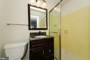 10413 Courthouse Dr, Fairfax, VA 22030 - Photo 18