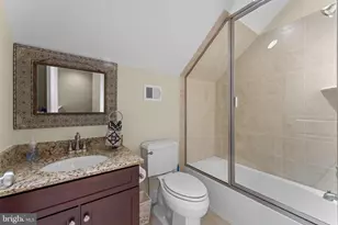 10505 Taba Cove Ct, Fairfax, VA 22030 - Photo 66