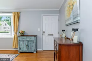 4025 Maple St, Fairfax, VA 22030 - Photo 6