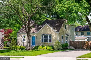 4025 Maple St, Fairfax, VA 22030 - Photo 2
