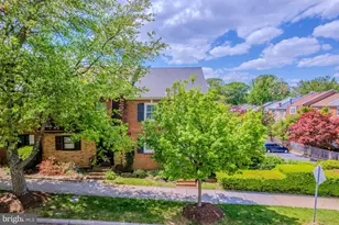 3886 University Dr, Fairfax, VA 22030 - Photo 44