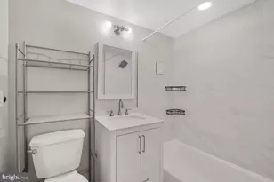 3860 Lyndhurst Dr, Fairfax, VA 22031 - Photo 16