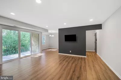 3860 Lyndhurst Drive #202, Fairfax, VA 22031 - Photo 2