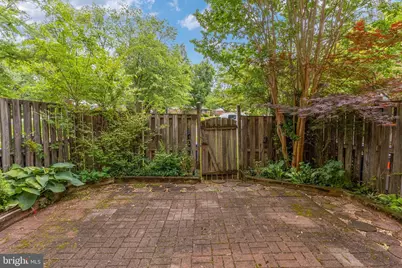 10405 Courthouse Drive, Fairfax, VA 22030 - Photo 36