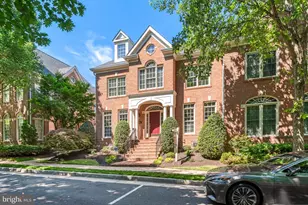 3842 Farrcroft Green, Fairfax, VA 22030 - Photo 2