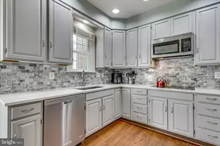 10468 Breckinridge Ln, Fairfax, VA 22030 - Photo 10